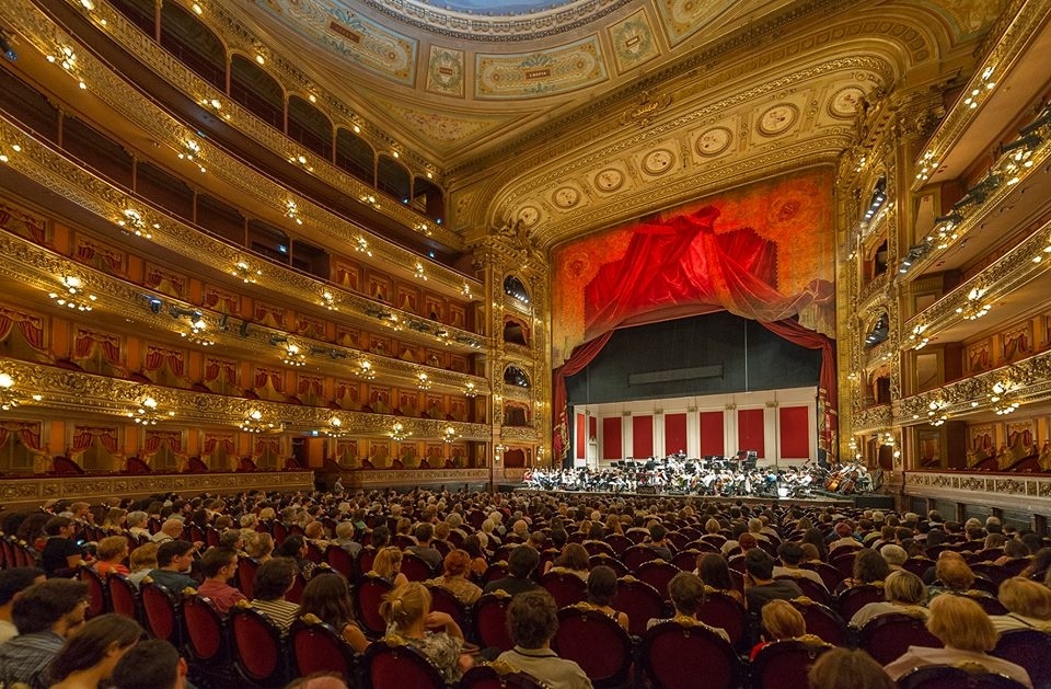 Resultado de imagen para Don Pasquale, la gran Ã³pera bufade Gaetano Donizetti, en una nueva producciÃ³n del Teatro ColÃ³nï»¿