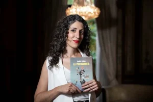 Analía Cobas presenta su primer libro «La Protagonista» en La Feria del Libro
