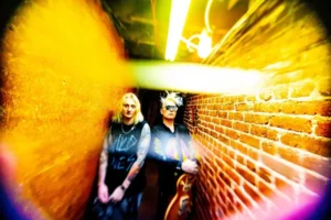 Love Ghost y Tim Skold: Una Colaboración Innovadora en el Rock Alternativo