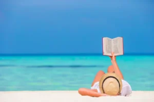 14 libros para leer en la playa o las sierras y disfrutar de momentos inolvidables bajo el sol