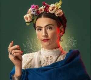 Laura Azcurra en la piel de Frida Kahlo