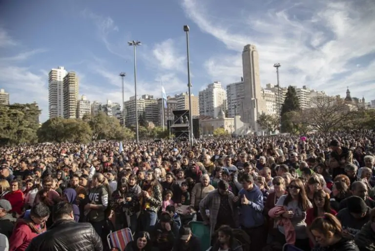 Rosario. Gran preparación para celebrar el 20 de Junio