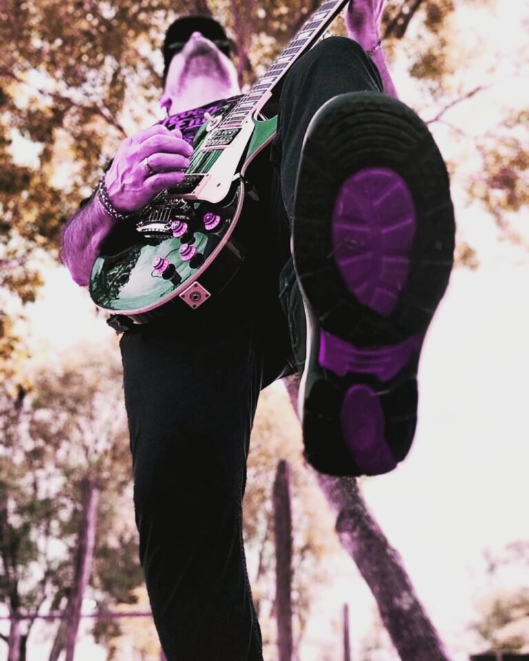 Buenos Aires. Ruben y La Nueva Defensa presenta video lyric de «Derecho Mal Trecho»