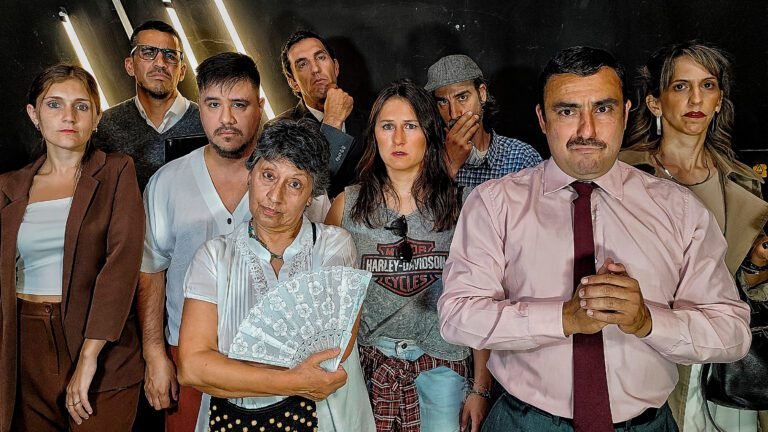 Estimadas Familias: La comedia distinguida regresa a Rosario