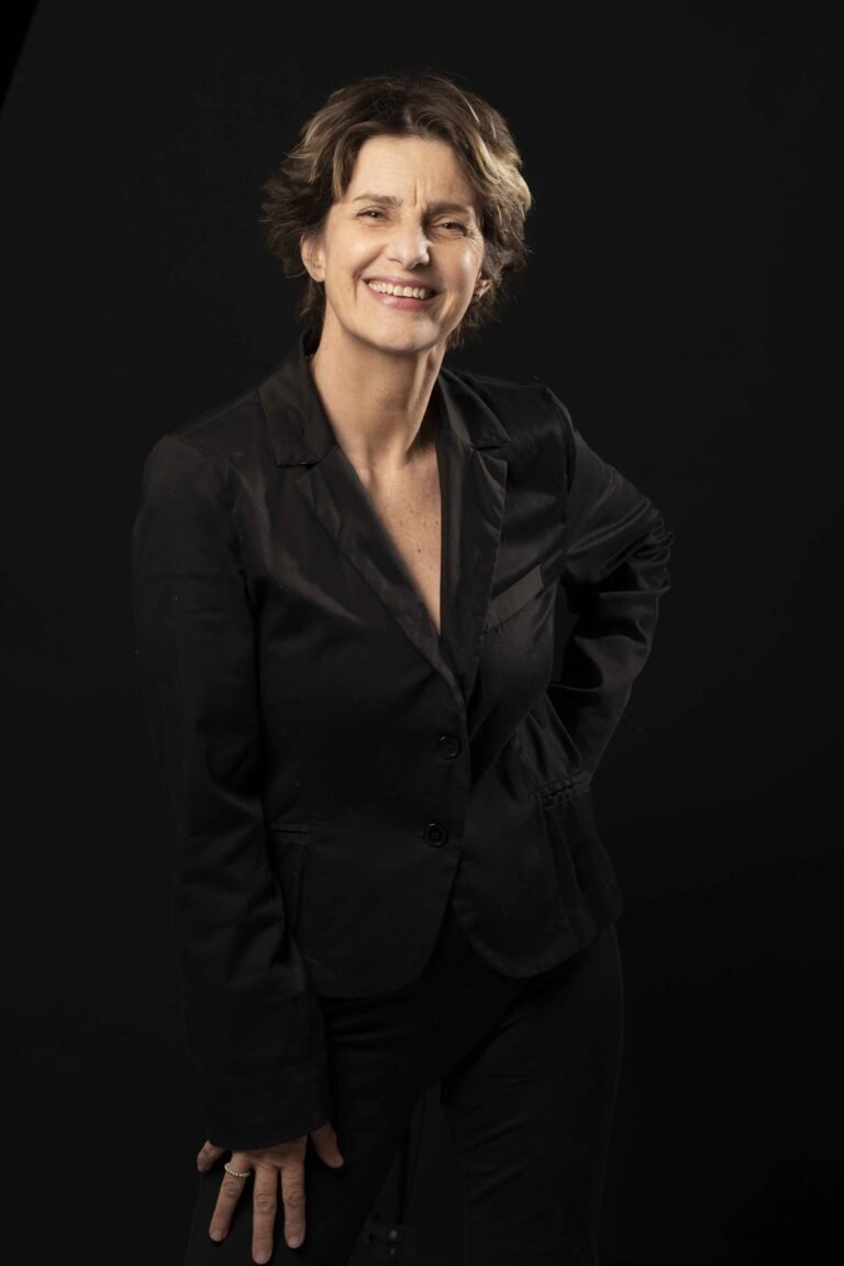 Silvia Kutika con doble apuesta teatral este 2026