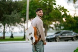 Angelis debuta con “Y ahora quién soy?” en 2026