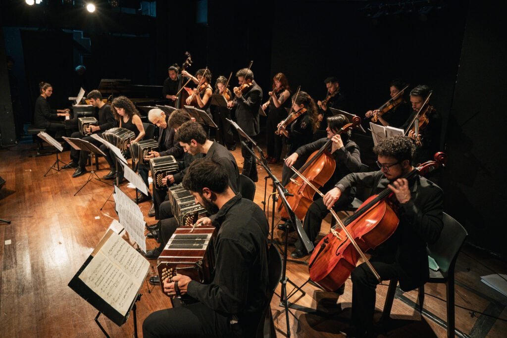 Orquesta Escuela de Tango Emilio Balcarce presenta disco en 2026