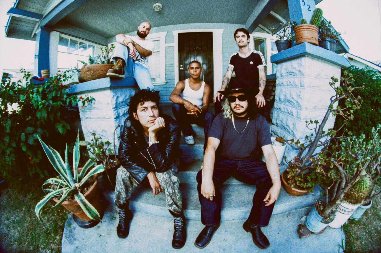 Quinteto indie latino lanza nuevo álbum y película en 2026