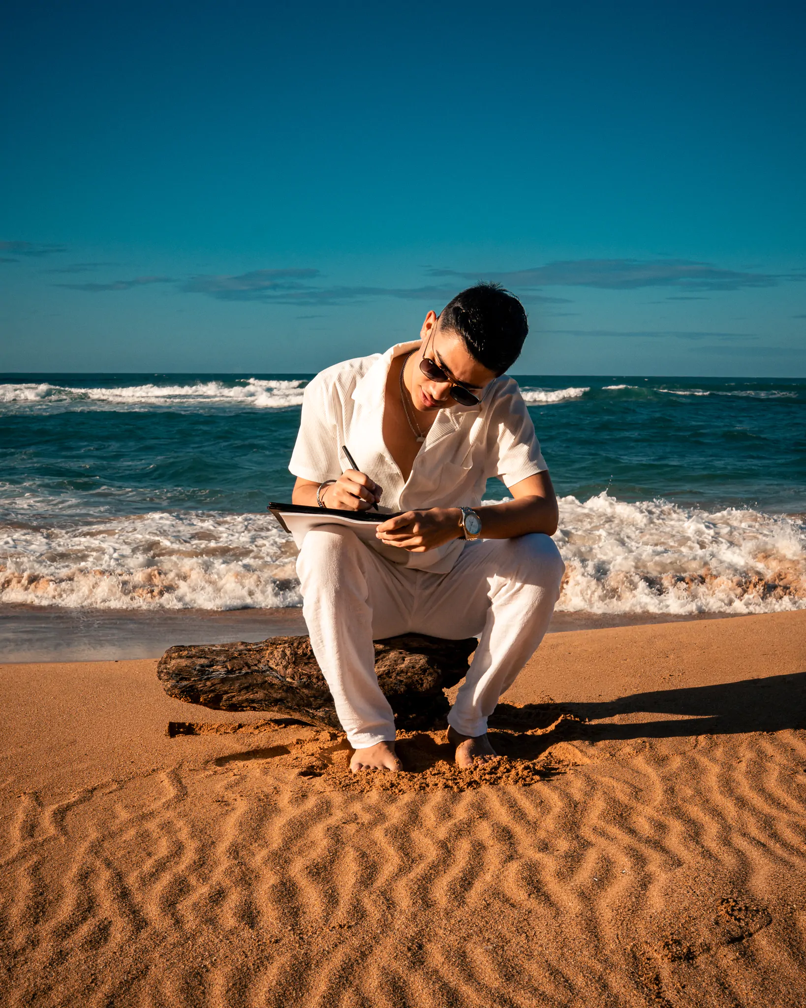 Luis Vázquez estrena "Soy Tuyo" en 2026