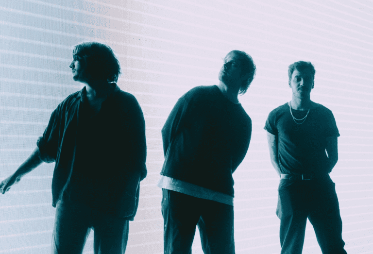 Mujer Cebra lanza “No esperes nada” en 2026