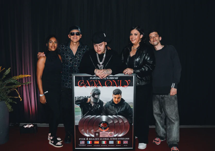 FloyyMenor y Cris MJ en el Nacional 2026