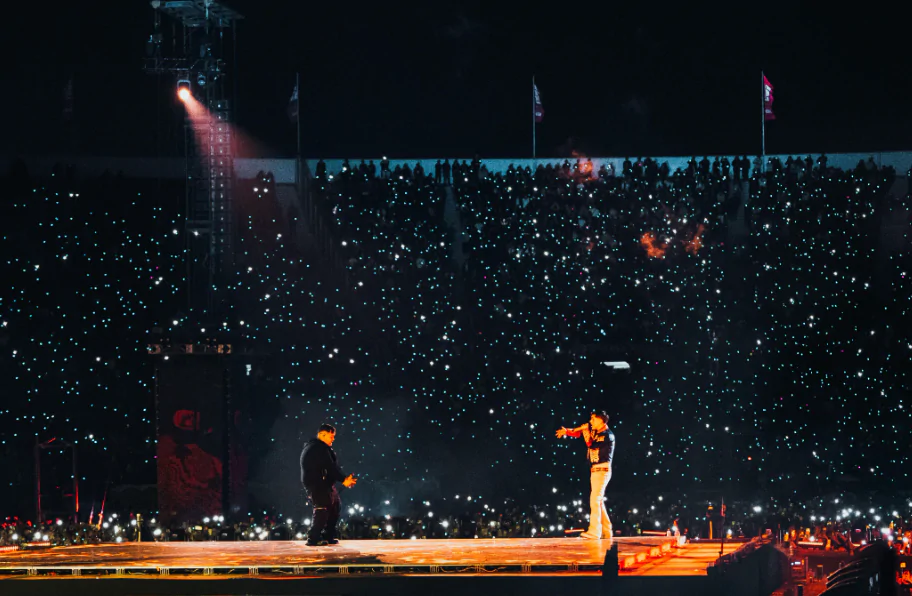 FloyyMenor y Cris MJ en el Nacional 2026