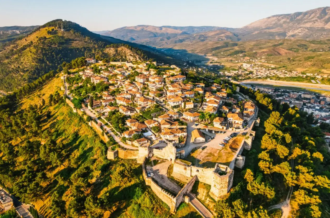 Viajes 2026: destinos europeos lejos del turismo masivo