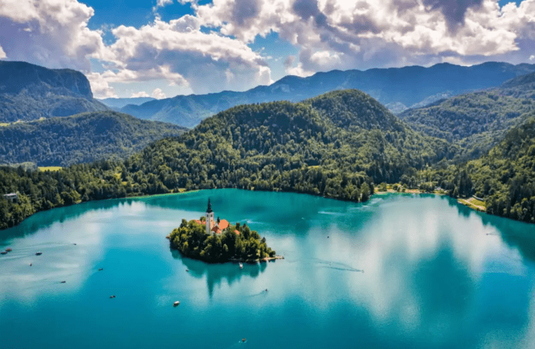Viajes 2026: destinos europeos lejos del turismo masivo