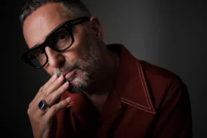 Jorge Drexler presenta "Tarascá" en gira por LATAM en 2026.