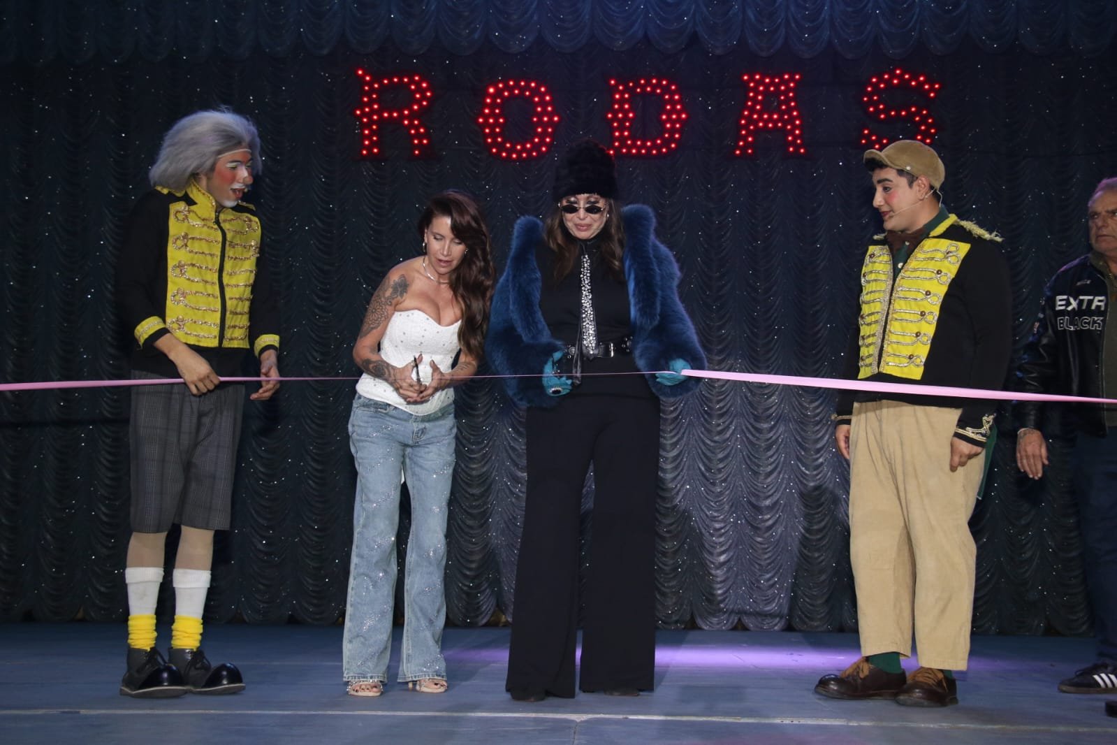 Moria Casán y Florencia Peña encabezaron el lanzamiento del Circo Rodas en 2026. Ocio Tickets!