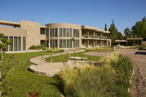 Howard Johnson inauguró un nuevo hotel en Chacras de Coria en 2026
