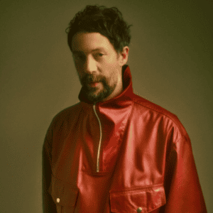 Enfant Sauvage presenta Struggle, un nuevo sencillo inspirado en la cultura club en 2026