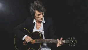 El Stone Ronnie Wood y su banda en gira 2026