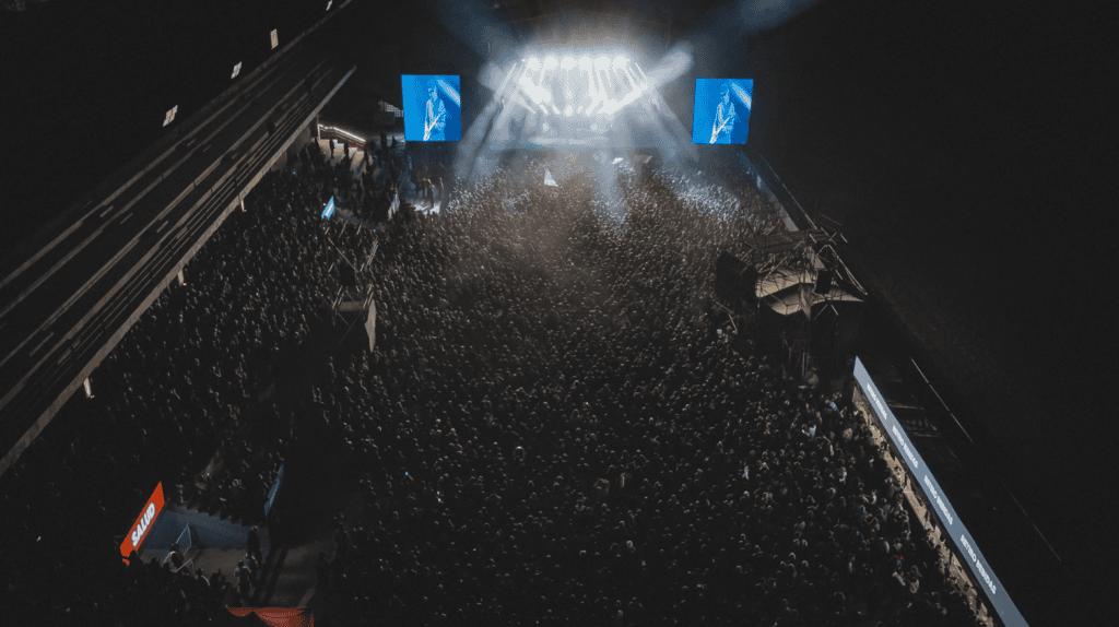 Skay volvió a La Plata en 2026 con un show histórico ante un Hipódromo colmado