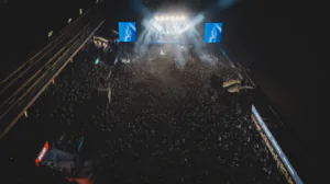 Skay volvió a La Plata en 2026 con un show histórico ante un Hipódromo colmado