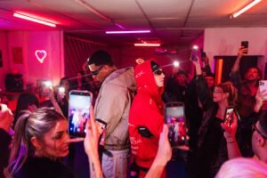 Sammer y KHEA presentan Llamarte Remix en 2026