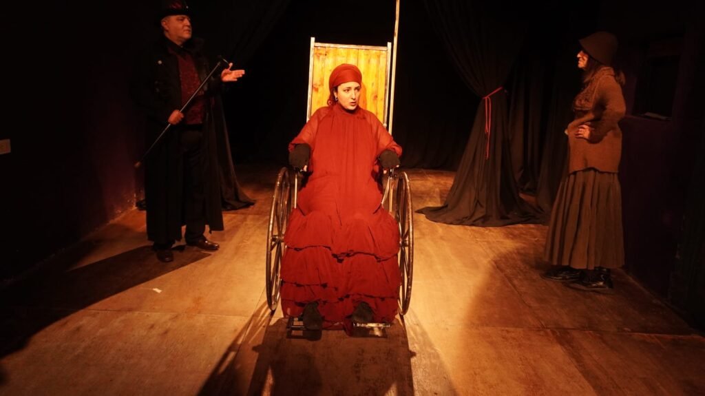 “Quemarlo Todo” llega a la escena rosarina en 2026