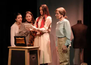 Continúa el éxito de  la puesta teatral” La imagen presunta”…Reserva on line!!!!