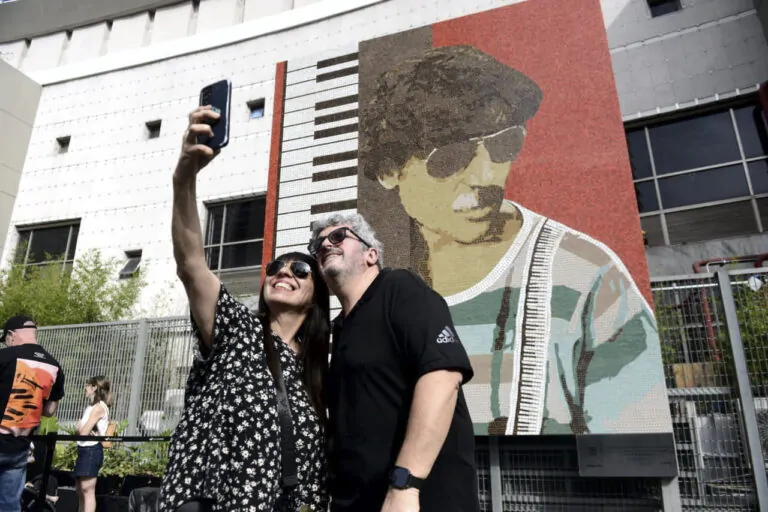 Charly García cumple 75 años y la Ciudad nos  convoca para celebrarlo
